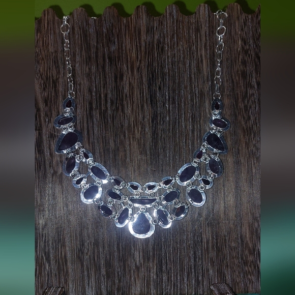 Huge Amethyst Statement Necklace - Picture 4 of 5